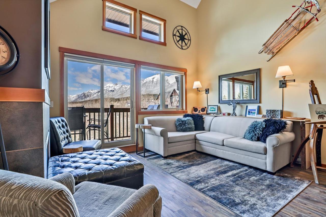 Ferienwohnung Spectacular Mountain View Corner Unit Pool Hot Tub Park Pass Canmore Exterior foto